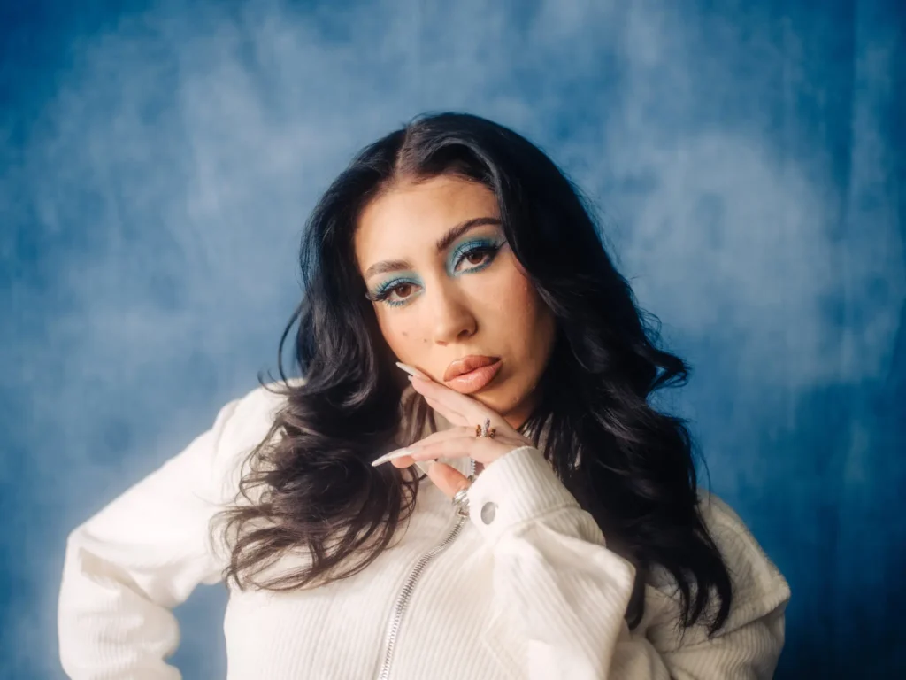 Kali Uchis Shares ‘Igual Que Un Angel’ Video With Peso Pluma